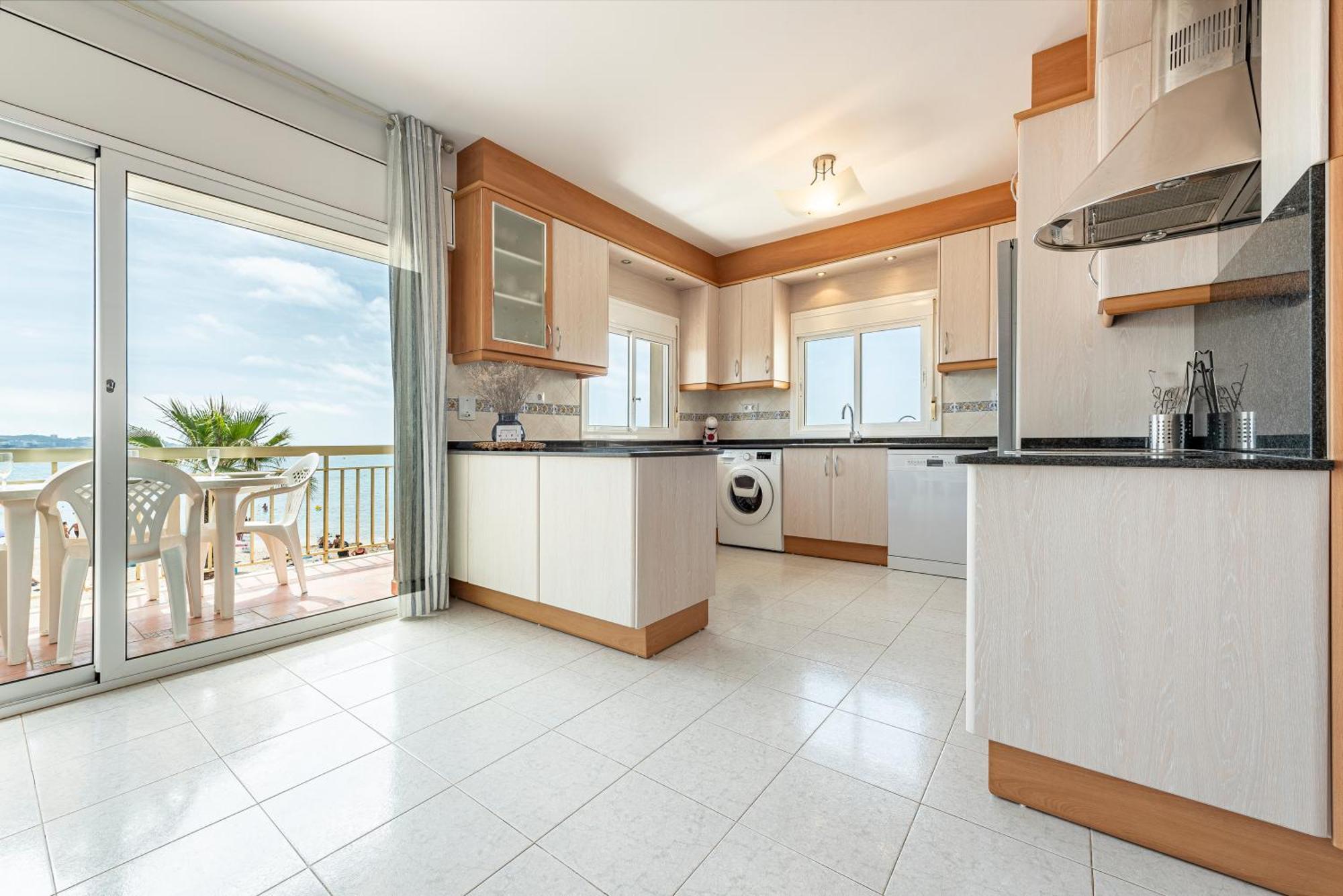 Apartamento Frente Al Mar Cambrils Exterior photo